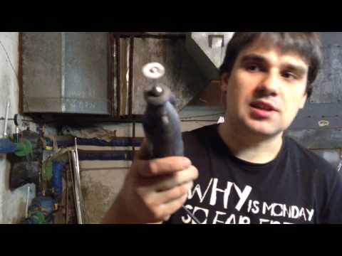 Режу керамогранит, бормашинка с алмазным кругом.