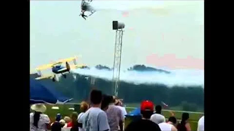 AIR SHOW TRAGEDY IN MICHIGAN (CLOSE-UP HD)