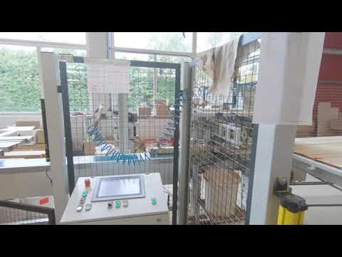 Bekijk je favoriete video's, luister naar de muziek die je leuk vindt, upload originele content en deel alles met vrienden, familie en anderen op YouTube.