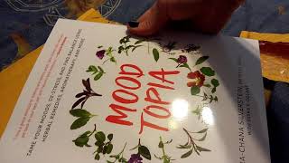 Moodtopia by Sara Chana Silverstein Unboxing