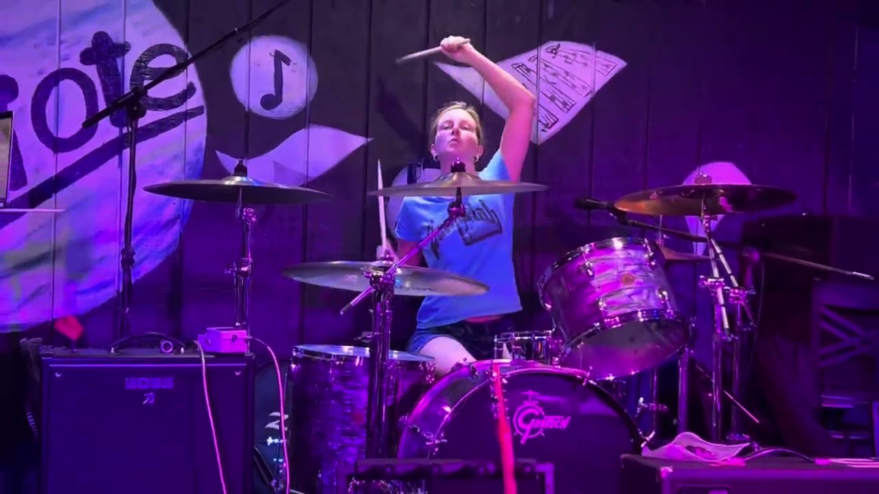 Ali and the biddies/mini drum solo at the sea-note/nantasket beach in hull