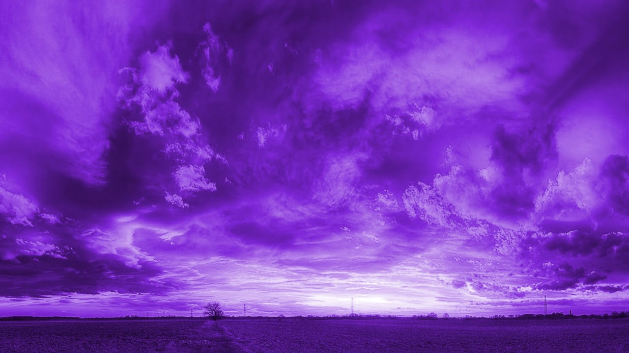 Фиолетовый вб. Фиолетовое небо. Фиолетовое облако. Сиреневое небо. Красивый фиолетовый.