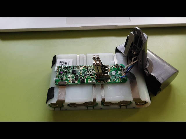 Dyson v6 sv03 battery bms problem - YouTube