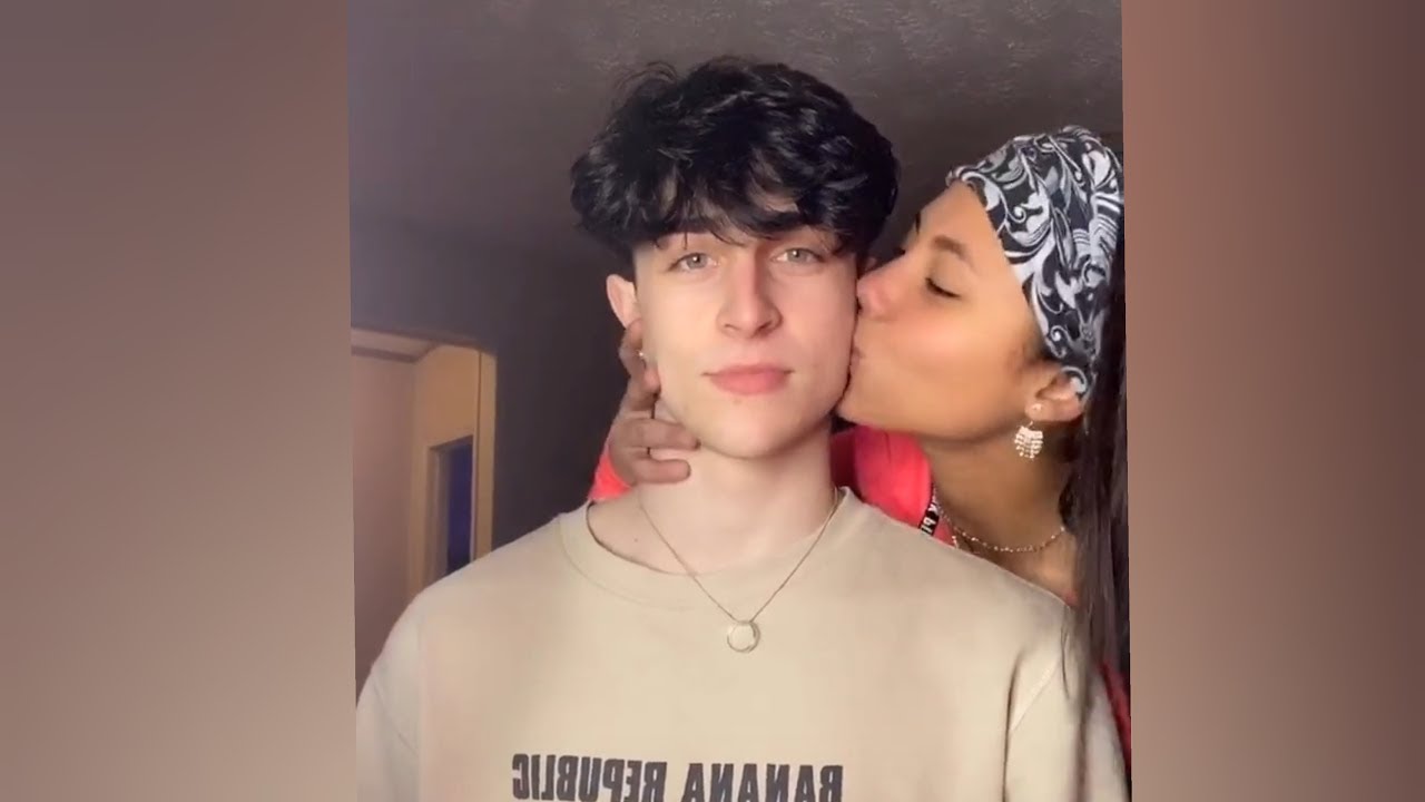 yo she fire brown skin, pretty brown eyes Tik Tok YouTube