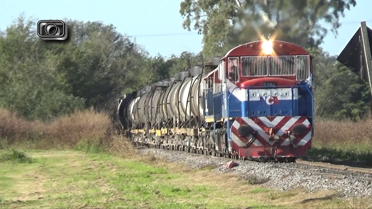 Hermoso tren de NCA pasando rapidito por Arroyo Cabral y Luca