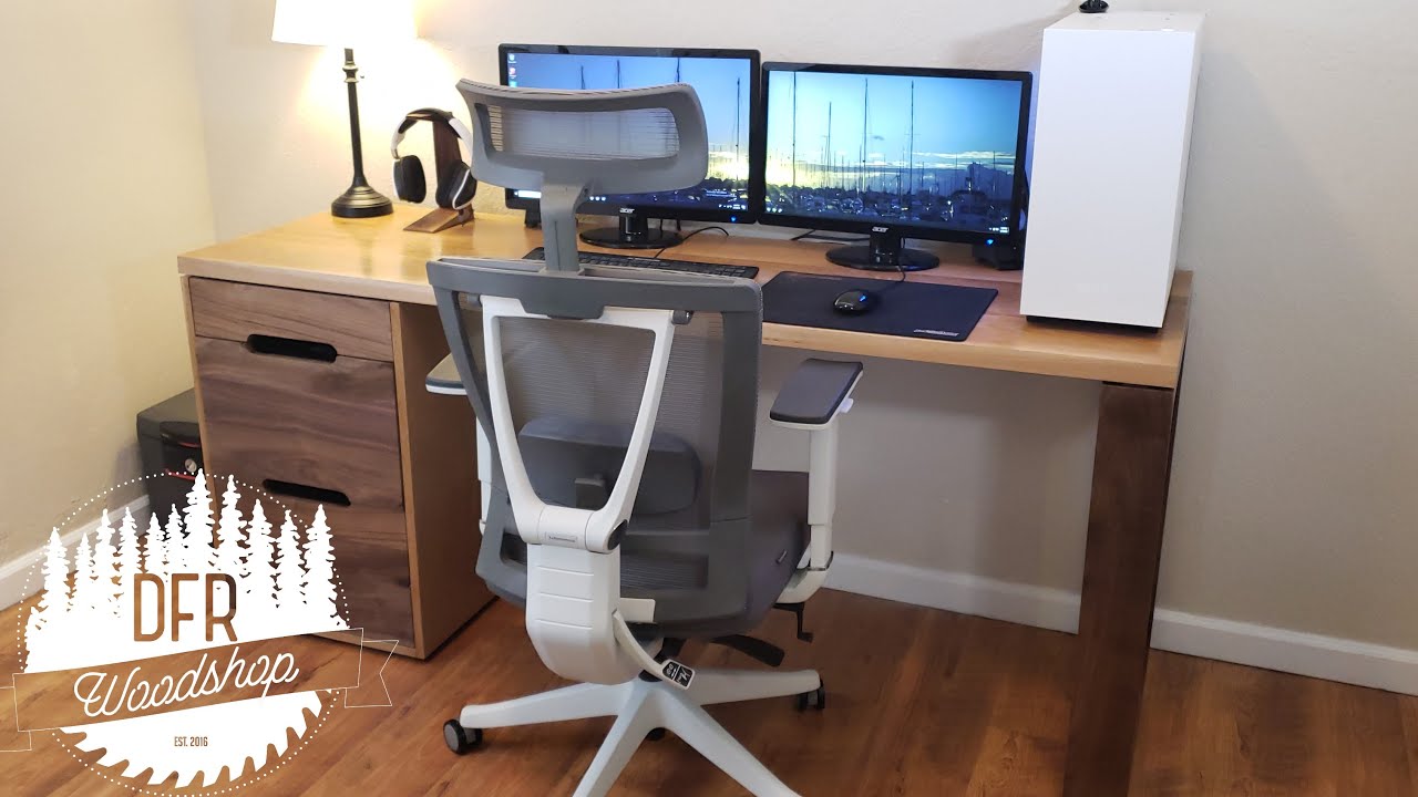 Building a Modern Computer Desk 