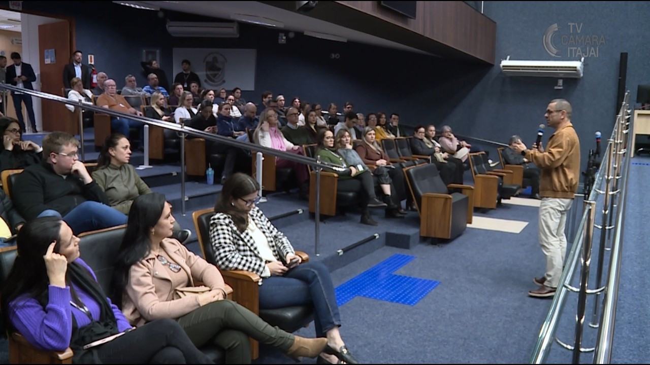 Câmara promove palestra sobre condutas vedadas aos servidores públicos no período eleitoral