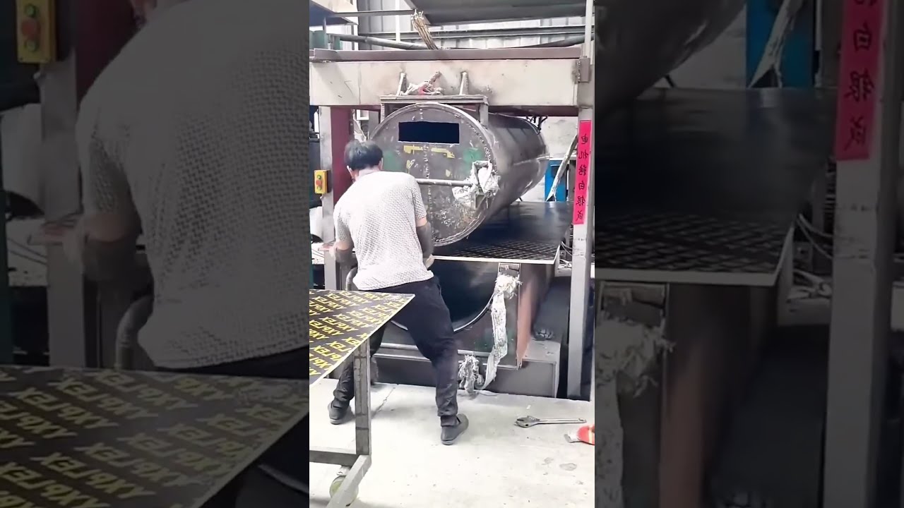 Cold Pressing Process Of Composite Wooden Board