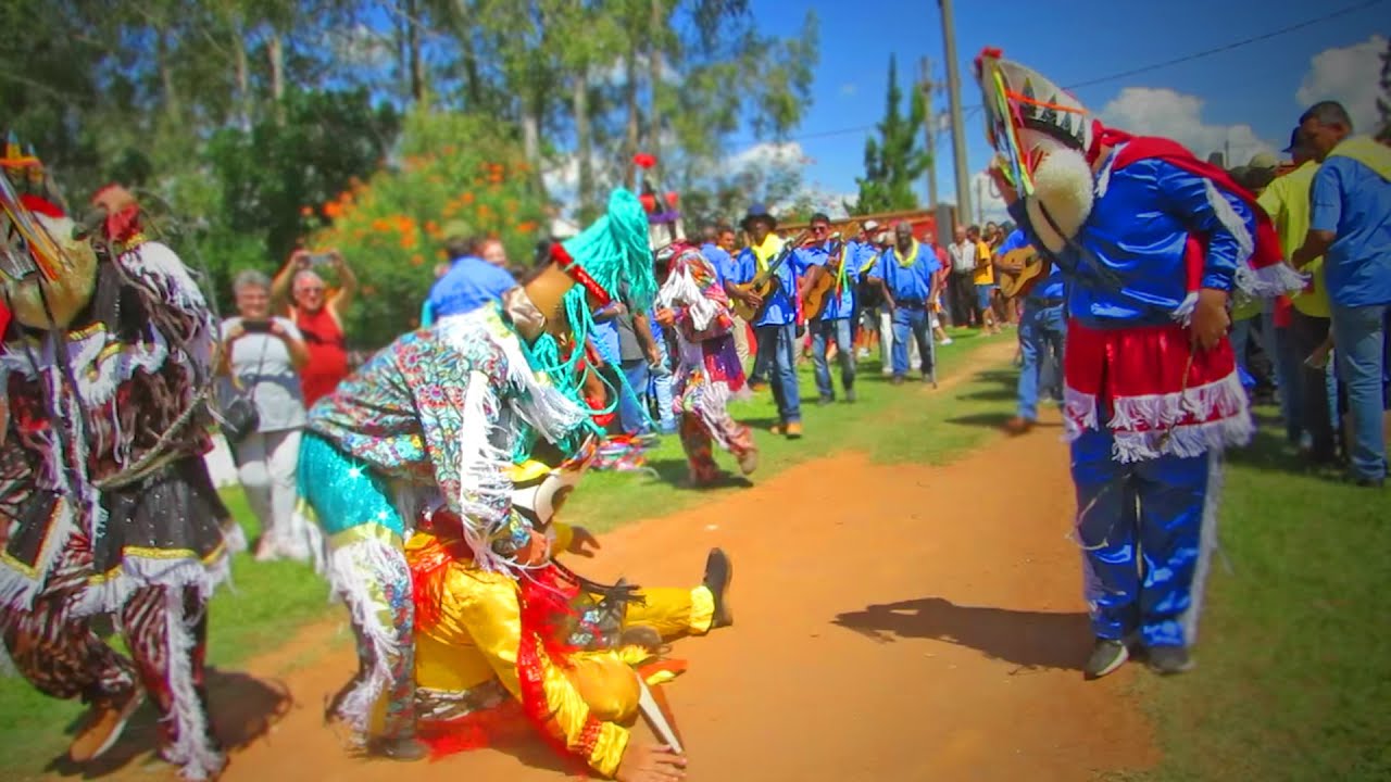 CHEGADA DA FOLIA DE REIS DA GUARDINHA ZÉ BARBINO 2024 * Linda Meia Lua *