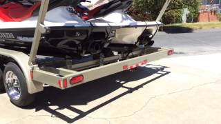 2014 4 jet ski trailer at Damon house