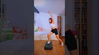 MUEVETE CONMIGO 🔥#alioga #muevete #motivation #everybodydancenow #cardiocrazy #cardioworkout MUEVETE CONMIGO 🔥#alioga #muevete #motivation #everybodydancenow #cardiocrazy #cardioworkout