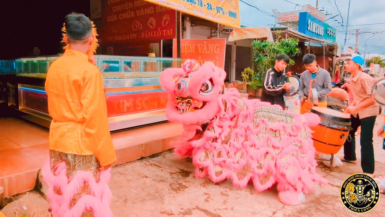 Lsr Thiên Long múa lân trung thu ở chợ Hoà Hiệp | Cư Kuin | Đăk Lăk. 2025