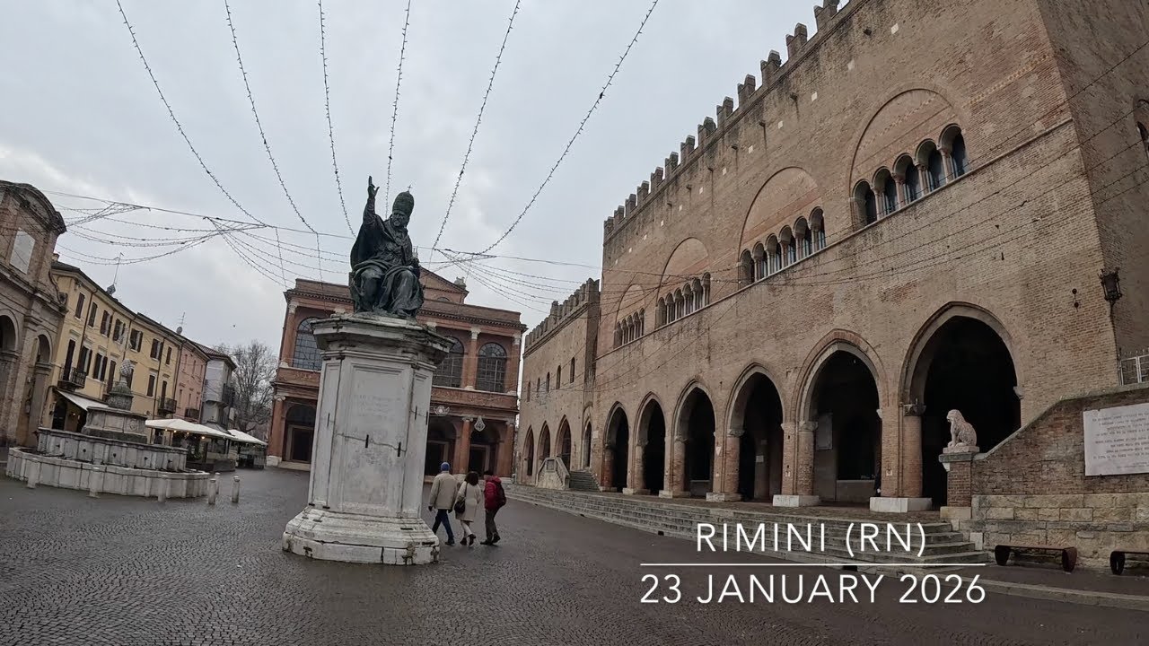 🌧️ Rainy Day in Rimini (RN): Walking from the Train Station to the Historic Town & Central Marina 4K