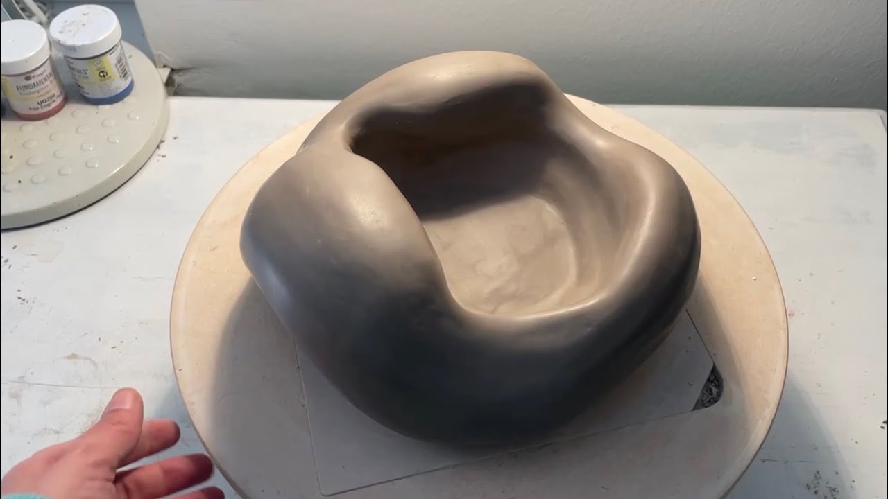 making a ceramic bubble bowl - handbuilding process at home