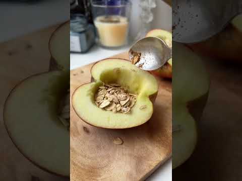Запеченные яблоки в