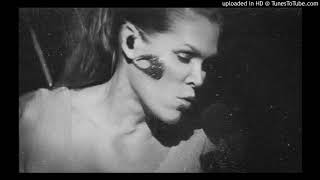 Beth Hart _ l'll Take Care Of You (live solo @ Leeds Town Hall, 30/10/17) screenshot 3