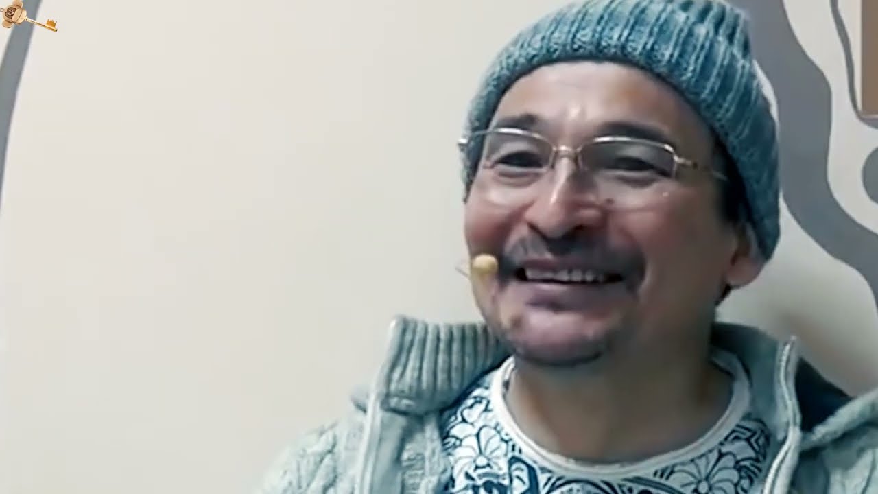 КТО КОГО УЗНАЕТ?   