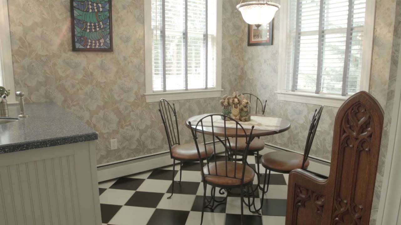 60 Church Street, Bristol, RI, 02809