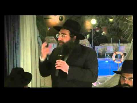 שבע ברכות והכנסת ספר תורה בבית האדמו"ר שליט"א