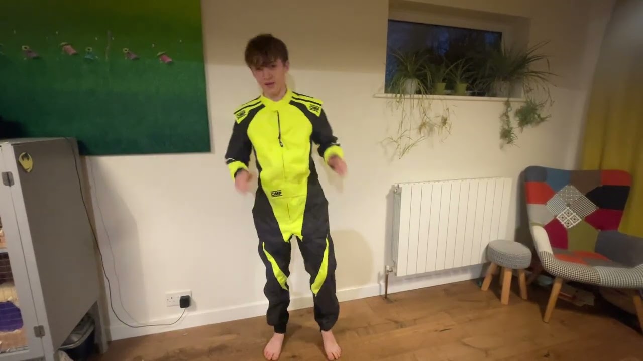 JW Racing introduces...New suit - The OMP KS-3X