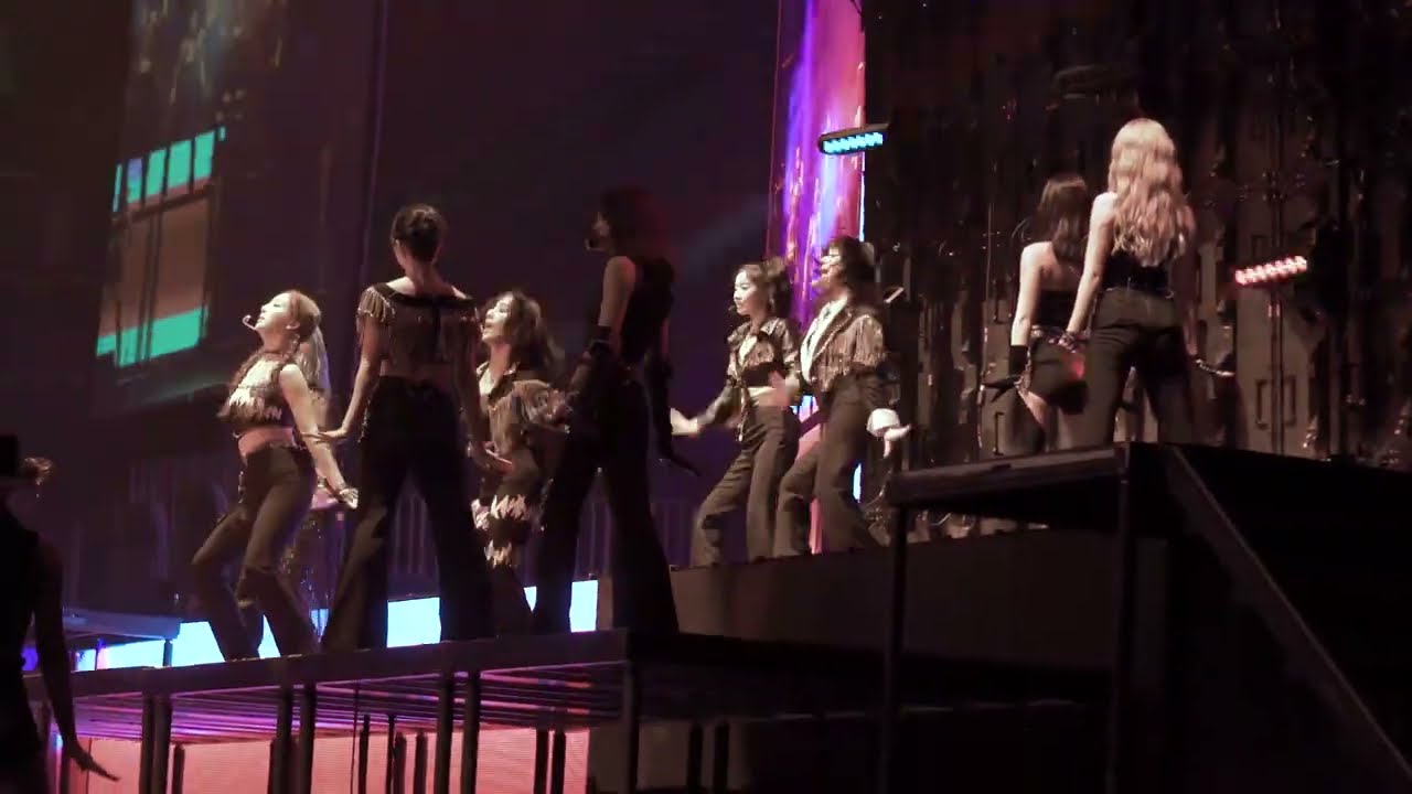 [4k] 220224 - SHOT CLOCK - TWICE Concert 4th World Tour III in Atlanta