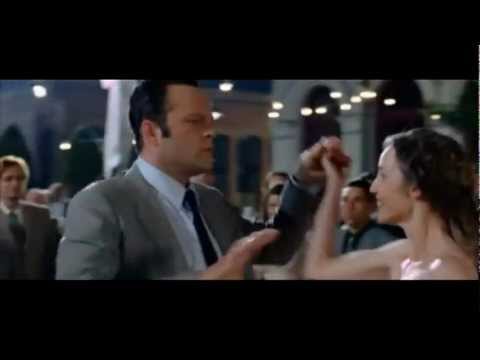 Wedding crashers - Shout - The Isley Brothers ( Matter Music Remix )