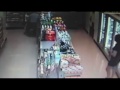 VIDEO: Deux escrocs se font épingler par la police