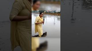 Me nali mein gir gai record ho gaya kya camera band karo