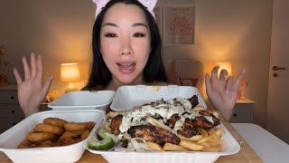 Grilled Chicken Wings, Fries, Salad & Onions Rings (lots of garlic sauce!) 💕😍