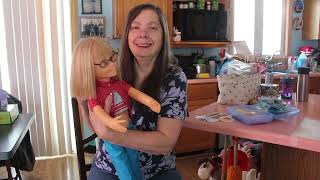 Charmin Chatty At The Restaurant