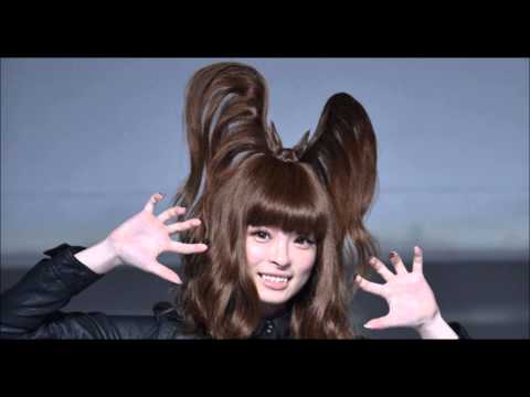 Kyary Pamyu Pamyu - Fashion Monster - Reversed
