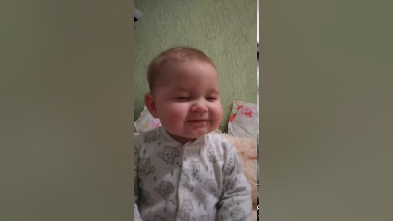 Дед учит внука хлопать в ладоши - YouTube