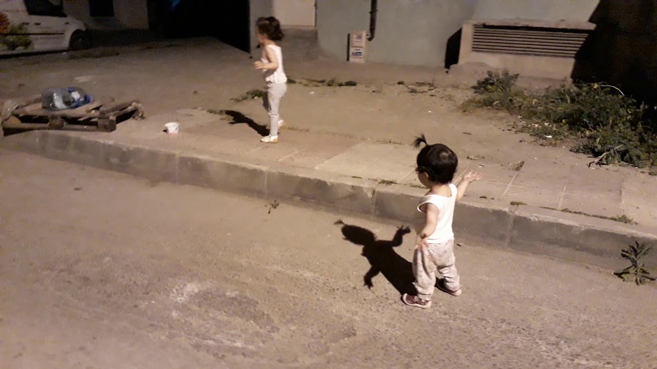 Ebrar�ın Kedi ile konuşması YouTube