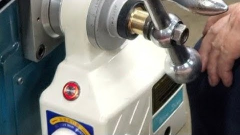 Part 1 of Y power feed mounting