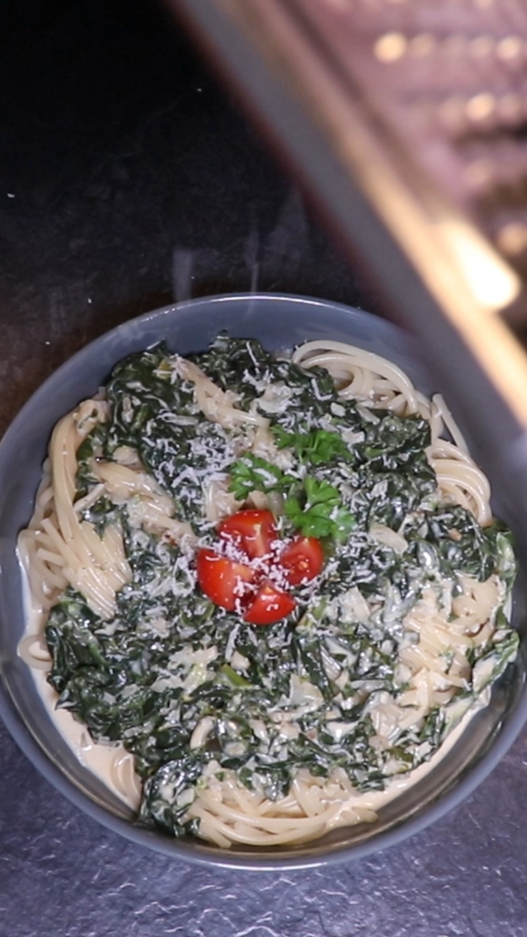 Spaghetti mit Spinat Käserahmsauce Short #spinat #einfachkochen # ...