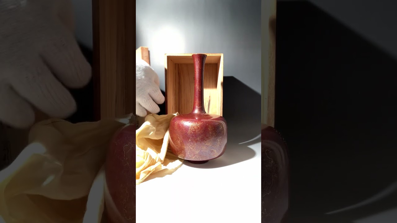 Japanese Ikebana Vase in Copper | Timeless Floral Art from Japan