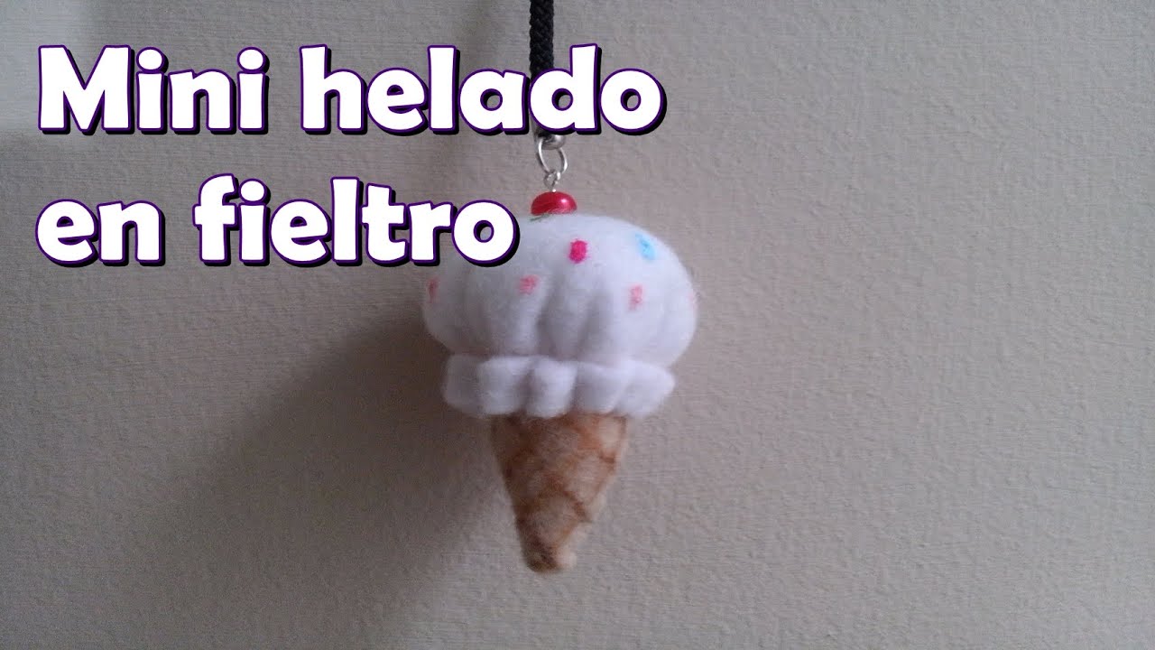 Mini helado en fieltro (llavero/colgante)