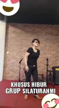 polwan cantik nyanyi dangdut, Asekkkkk..