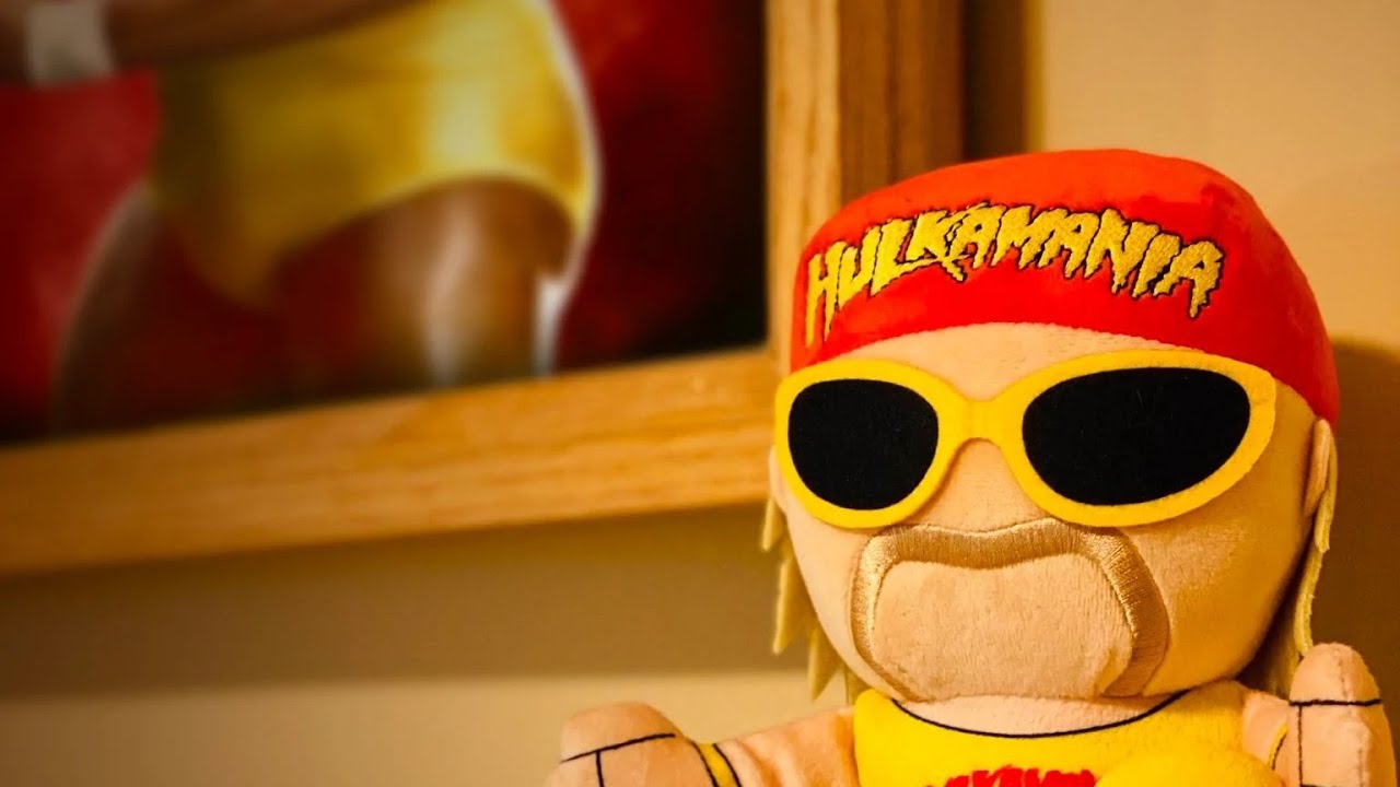 Bleacher Creatures WWE Hulk Hogan 8" Kuricha Sitting Plush- Soft Chibi Inspired Toy