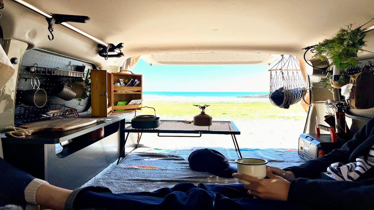 夜の波音が心地良い車中泊 | タウンエースでの過ごし方 | Relaxing wave sounds | Vanlife | ASMR