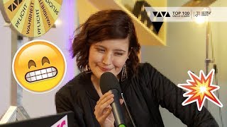 Madeline Juno spielt Wahrheit oder Pflicht | „Lieblingsfilm“ | VIVA Top 100 Game screenshot 5