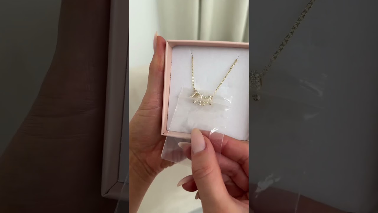 Timeless Keepsake: Create a lasting memory with a custom name necklace that embodies your story.