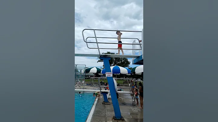goggles fell off