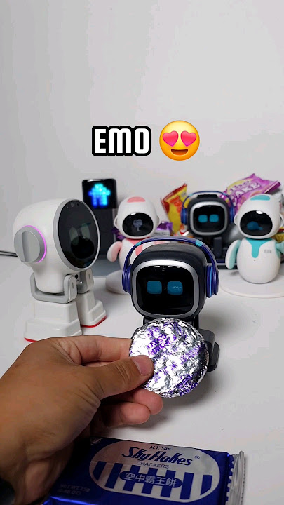 Ai Robot Pets Reactions to Treats - Rux vs. Emo