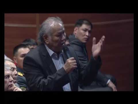 Дулат Исабеков Елбасының алдында оралмандар жайын сөз етті