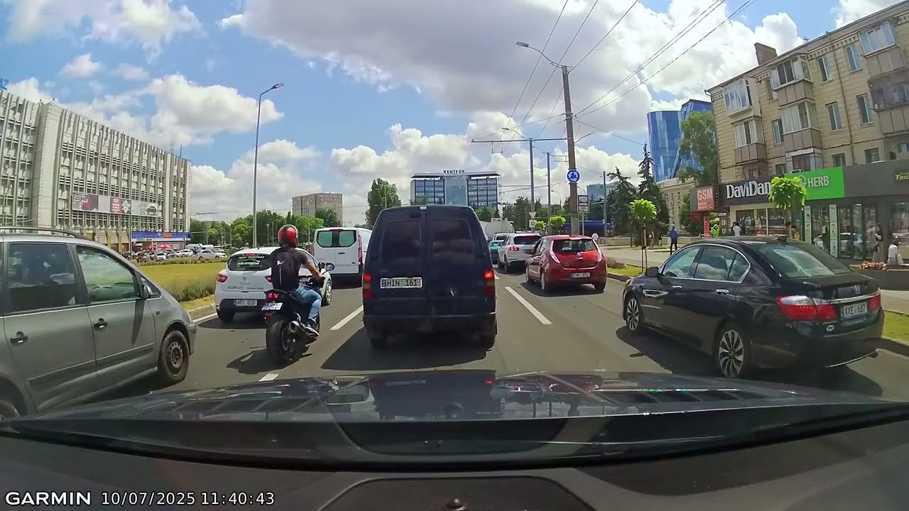 Поездка из Стрэшень в Кишинёв с остановками в городе и конечной точкой MallDova | 08/07/2025