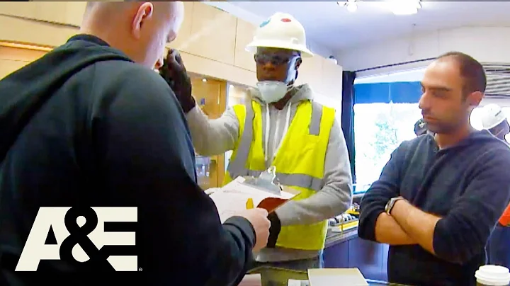 Shop Owner Battles Robbers Disguised as Construction Workers | Customer Wars | A&E