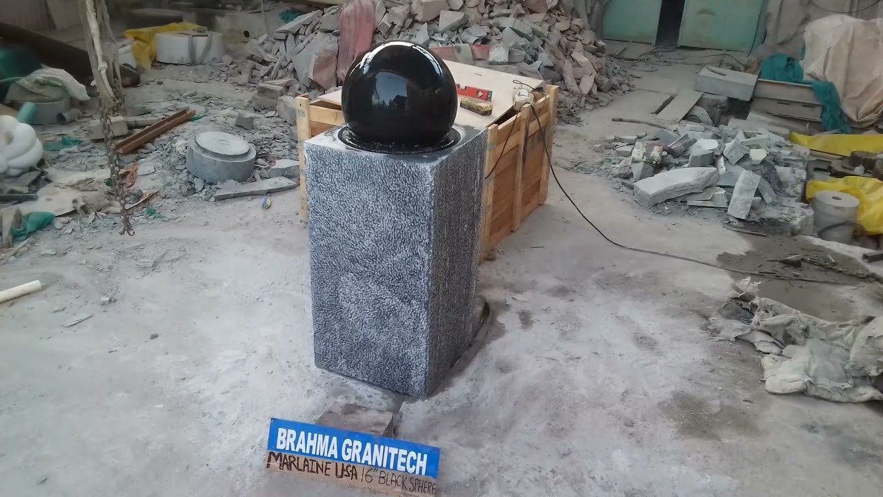 La Fontaine Boule, Floating Granite Sphere, granieten bol, Piera galleggiante, marble Kugel ball