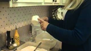Housekeeping Tip - How to Measure Dry and Wet Ingredients Accurately - Your YouTube Mom
