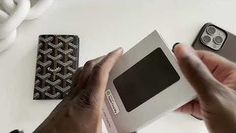 Never Put An AirTag In Your Wallet Again! | Nomad Tracking Card Review & Setup